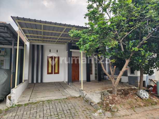Dijual Rugi, Tebus Setengah Harga! Rumah Terenovasi Fursnished Siap Huni di Lawang Dijual Rugi, Tebus Setengah Harga! Rumah Terenovasi Fursnished Siap Huni di Lawang