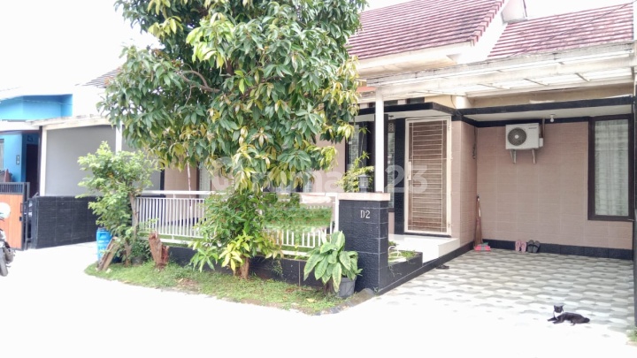 Dijual Murah Rumah Gandeng Full Furnish Siap Huni di Limo, Depok Harga Sdh Termasuk Pph+ BPHTB + Biaya Notaris Dijual Murah Rumah Gandeng Full Furnish Siap Huni di Limo, Depok Harga Sdh Termasuk Pph+ BPHTB + Biaya Notaris