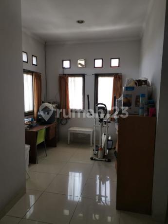 Dijual Cepat Rumah Minimalis Semi Furnish di Parahyangan Permai