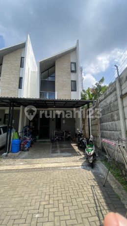 Rumah Siap Huni di Provence Suites Bsd, Tangerang Selatan
