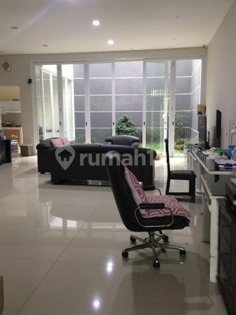 Dijual Rumah Istana Regency 2 Sayap Pasteur Kota Bandung