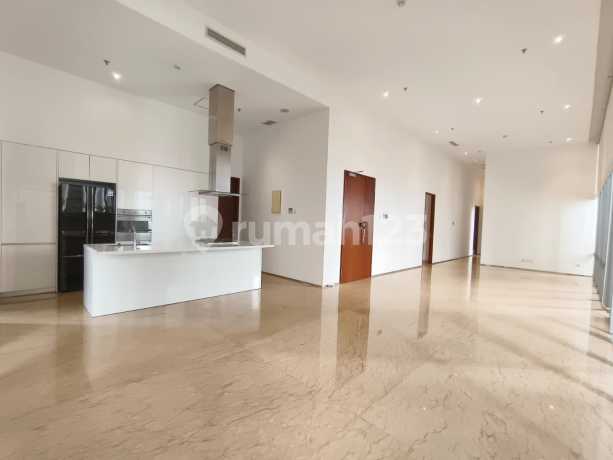 Dijual Apartemen Senopati Suites Type Junior Penthouse 3 + 1 BR Semi Furnished Size 300M2 - Lokasi Premium di Jakarta Selatan Dijual Apartemen Senopati Suites Type Junior Penthouse 3 + 1 BR Semi Furnished Size 300M2 - Lokasi Premium di Jakarta Selatan
