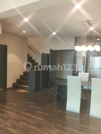 Apartment for Rent Gandaria Heights South Jakarta, 3+1 BR Furnished Loft/Mezzanine Type Area 170M2