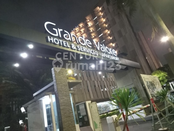 Condominium Grande Valore Jababeka Single Bed Room 