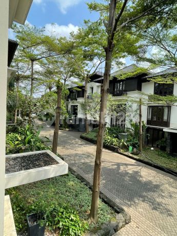 Very Nice Tropical House In Kemang