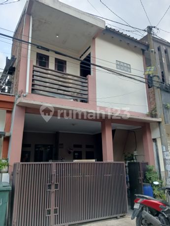 Turun Harga Rumah 2 Lantai di Komplek Gbi Ciwastra Bandung Turun Harga Rumah 2 Lantai di Komplek Gbi Ciwastra Bandung