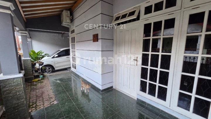 For Sale House in Depnaker Complex, Jakasetia, South Bekasi For Sale House in Depnaker Complex, Jakasetia, South Bekasi