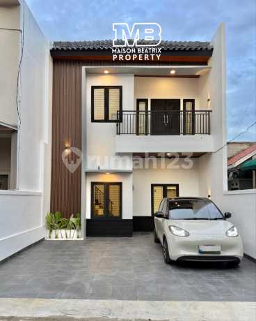 Rumah Dibawah 2M Full Furnish 4 Kamar Tidur di Green Kebagusan, Jagakarsa - Jaksel