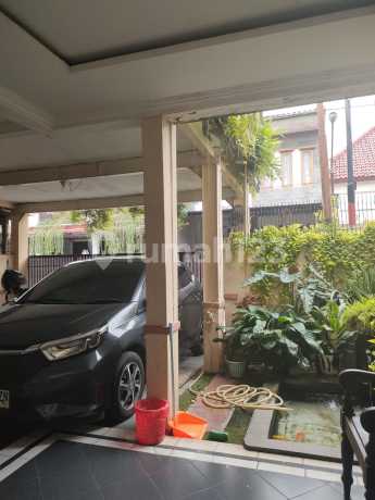 Rumah 2,5 Lantai Lingkungan Tenang Di Komplek Ptb Duran Sawit