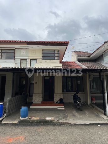 Jual Rumah Lokasi Strategis Fasilitas Lengkap