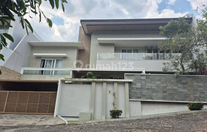 Rumah Bagus Di Palm Hill - Papandayan