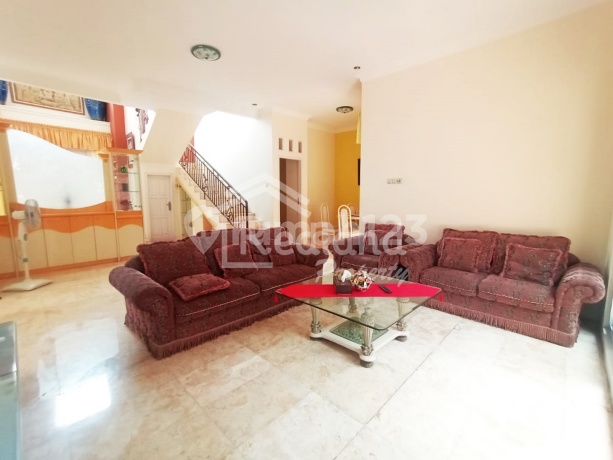 Rumah Mewah Furnished di Puri Ayodya Daerah Tembalang , Undip Semarang Ln 4438 