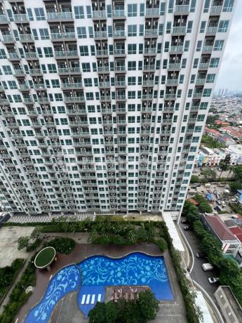 Modern Strategic Green Sedayu Apartment for Sale
