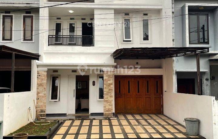 Rumah Strategis Di Perumahan Griya Gandaria Jagakarsa Jaksel