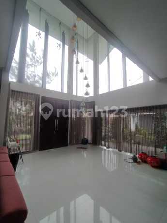 Jual Rumah Mewah Terawat 2 Lantai Di Istana Regency Sudirman Jual Rumah Mewah Terawat 2 Lantai Di Istana Regency Sudirman