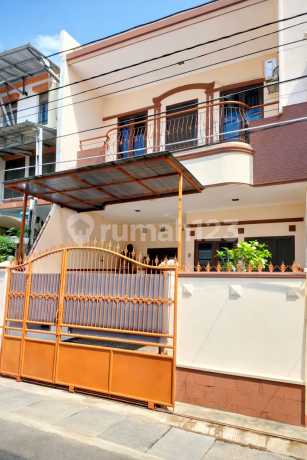 Rumah Bagus Siap Huni Strategis di Duri Kepa(Dk190) Rumah Bagus Siap Huni Strategis di Duri Kepa(Dk190)