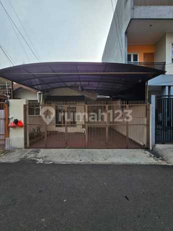 Rumah Hitung Tanah 6x17.5 lokasi strategis di Duri Kepa(DK350)