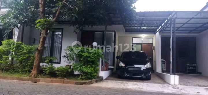 Dijual Rumah Strategis 1 Menit Ke Undip Di Graha Estetika Banyumanik Semarang