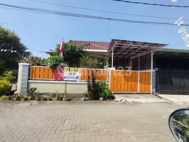 Rumah di Perumahan Grand Plawad, Jl. Panglima Polim, Poris Plawad Utara, Cipondoh, Kota Tangerang, Banten, Indonesia, 15141, Poris