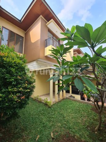 Minimalist Tropical House in Kemang, South Jakarta