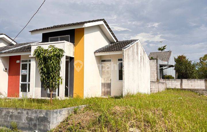Rumah Dijual Hoek Butuh Jual Cepat Rumah Perumnas BPK, Samesta Parayasa. 