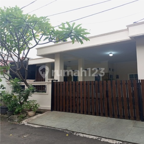 Dijual Rumah Siap Huni di Mahkota Simprug Ciledug - Lokasi Strategis Dekat Tol dan Fasilitas Umum