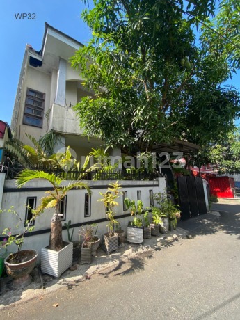 3-Storey Spacious House in Hartaco Indah with Layout!