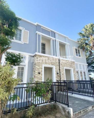 Rumah Mewah Double Decker di Tanjung Bunga, Makassar