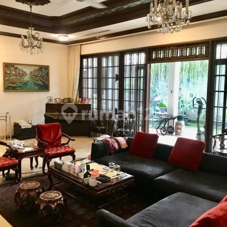 For Sale: Luxury and Spacious House on Jati Indah Street, Pangkalan Jati, Cinere.