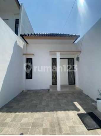 Ready-to-Occupy Single-Story House in Delta Sari Indah