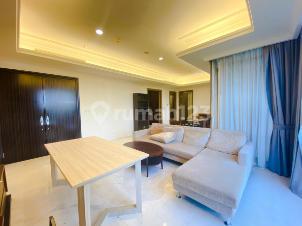 Apartemen Botanica Tower 3 Low Floor 2 Kamar Coldwell Banker