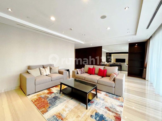 Apartemen Providence Park Middle Floor 3 Beds Coldwell Banker