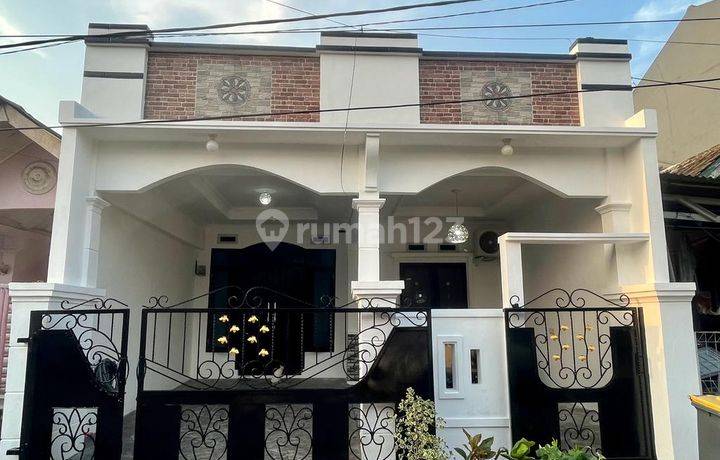 Rumah di Vida Bumipala Bekasi, Bantar Gebang