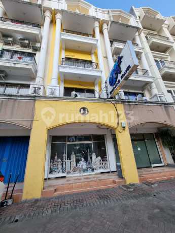 Ruko Rich Palace di Nol Raya Mayjend Sungkono, Surabaya Ruko Rich Palace di Nol Raya Mayjend Sungkono, Surabaya