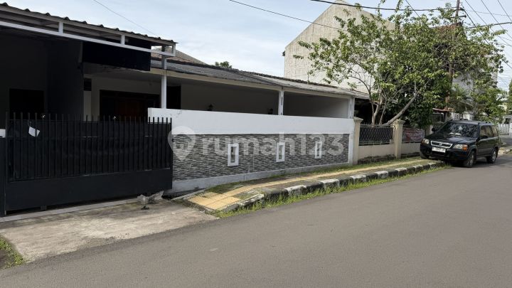 Rumah Lelang Murah Strategis Siap Huni di Komplek Jakapurwa Rumah Lelang Murah Strategis Siap Huni di Komplek Jakapurwa