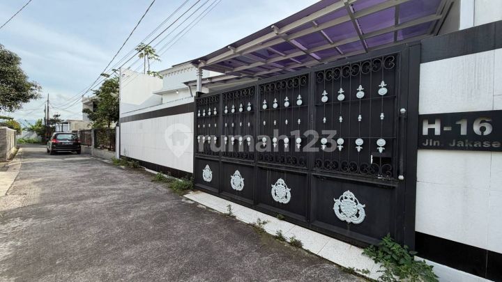 Rumah Lelang Murah Siap Huni Strategis Dekat Kota Komp Jakapurwa Rumah Lelang Murah Siap Huni Strategis Dekat Kota Komp Jakapurwa