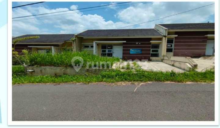 Affordable House Via Auction, Good Certificate, Bumi Cempaka Asri Complex. Affordable House Via Auction, Good Certificate, Bumi Cempaka Asri Complex.