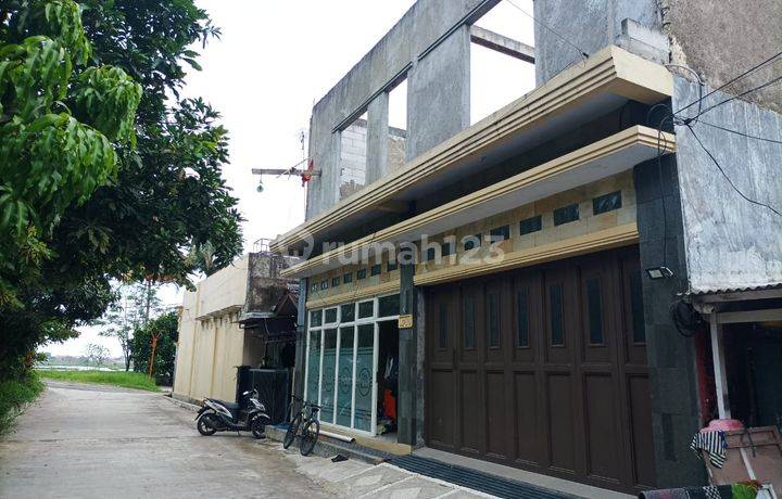 Rumah VIA LELANG Bagus 2 lantai SHM Griya Permata Asri 