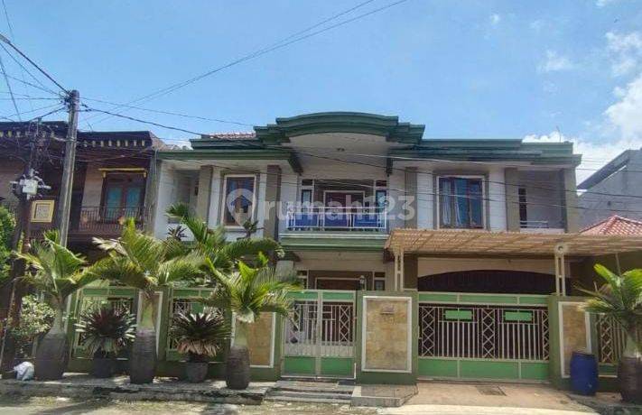 Rumah LELANG Bagus SHM Komplek Holis Pesona Taman Burung