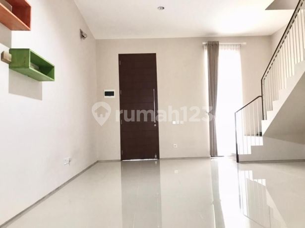 Rumah modern minimalis bagus murah tengah kota Semarang daerah elit siap pakai dekat kampus Undip dekat sekolah semesta dekat pintu tol dijual di citrasun garden bukit sari semarang atas