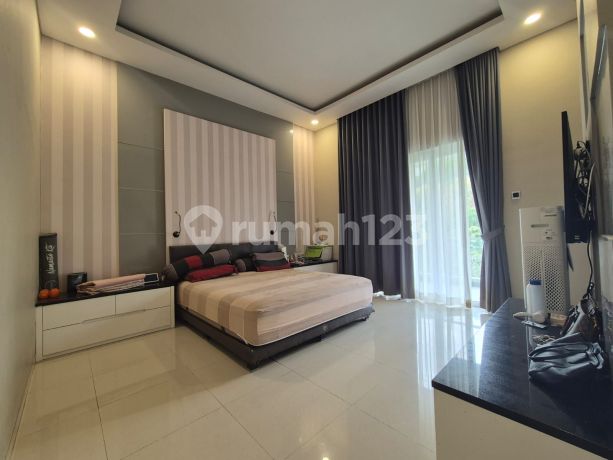 Modern Luxury Minimalist House Good Big Spacious Central Semarang Elite Residential Area Near Police Academy Near Highway Near International School For Sale In Palm Hill Papandayan Gajahmungkur Upper Semarang