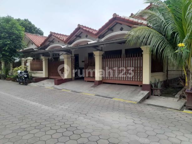 Very Good Residence Position Hook, Griya Serdang Indah. Very Good Residence Position Hook, Griya Serdang Indah.
