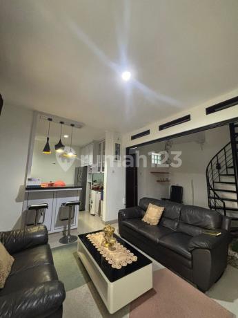 Rumah Cantik Siap Huni di Batununggal Indah