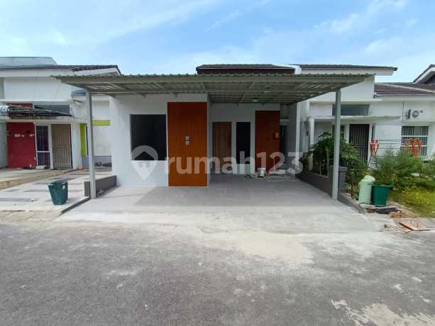 Dijual Rumah 1 Lantai Siap Huni & Baru Siap Renovasi Beverly Park Batam Center Dijual Rumah 1 Lantai Siap Huni & Baru Siap Renovasi Beverly Park Batam Center