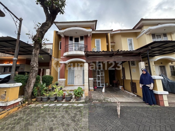 Affordable House in Puri Beta, Negotiable Price, Eligible for Mortgage