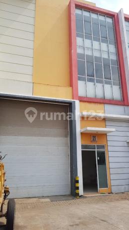 Sewa Gudang + Kantor 3 Lantai Di Bizpark Daan Mogot - Akses Mudah & Siap Operasional!