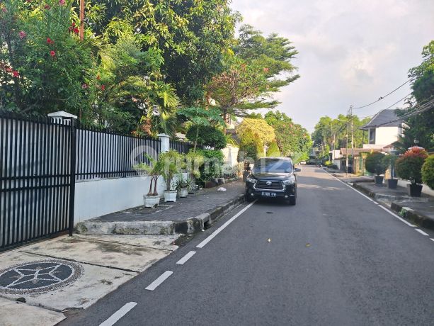 Rumah di Menteng!! Harga Merakyat Domisili Pejabat