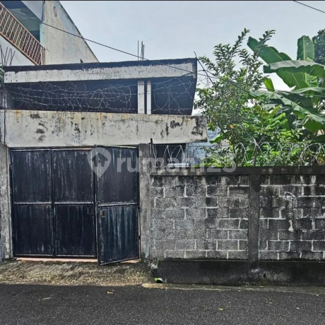 Hot!! Rumah Tua Hitung Tanah di Rawamangun Langka