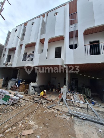 Cheapest!! Rawamangun Townhouse Near Unj