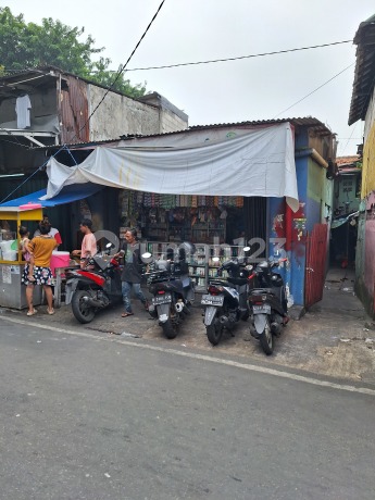 Murah!! Rumah Kios Usaha di Jakpus Johar Baru